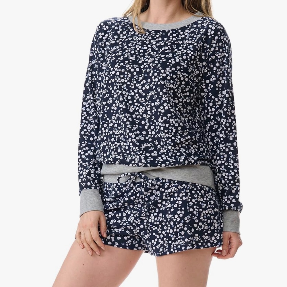 Women's Navy floral two piece Set
